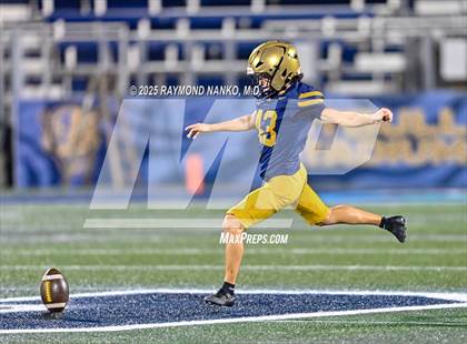 Thumbnail 2 in Lakeland vs St Thomas Aquinas (FHSAA 5A Final) photogallery.