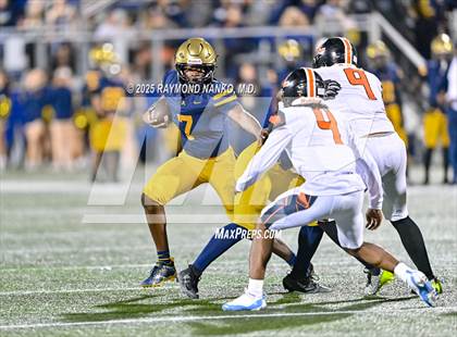 Thumbnail 1 in Lakeland vs St Thomas Aquinas (FHSAA 5A Final) photogallery.