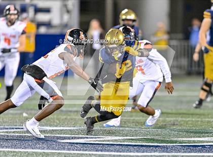 Thumbnail 3 in Lakeland vs St Thomas Aquinas (FHSAA 5A Final) photogallery.