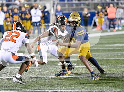 Thumbnail 1 in Lakeland vs St Thomas Aquinas (FHSAA 5A Final) photogallery.