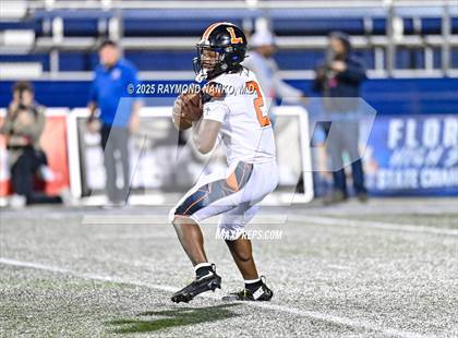 Thumbnail 1 in Lakeland vs St Thomas Aquinas (FHSAA 5A Final) photogallery.