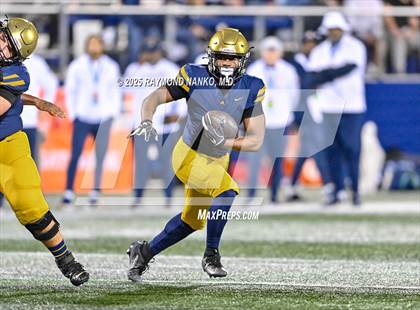 Thumbnail 2 in Lakeland vs St Thomas Aquinas (FHSAA 5A Final) photogallery.