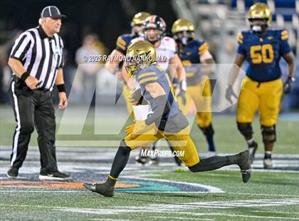 Thumbnail 1 in Lakeland vs St Thomas Aquinas (FHSAA 5A Final) photogallery.