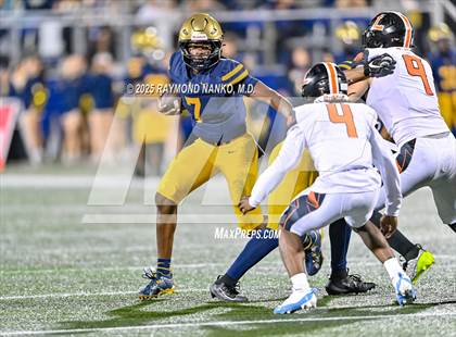 Thumbnail 2 in Lakeland vs St Thomas Aquinas (FHSAA 5A Final) photogallery.