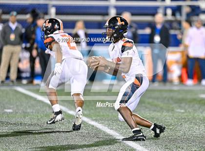 Thumbnail 2 in Lakeland vs St Thomas Aquinas (FHSAA 5A Final) photogallery.