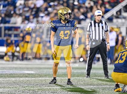 Thumbnail 1 in Lakeland vs St Thomas Aquinas (FHSAA 5A Final) photogallery.