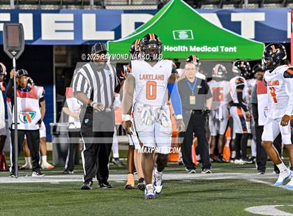 Thumbnail 3 in Lakeland vs St Thomas Aquinas (FHSAA 5A Final) photogallery.
