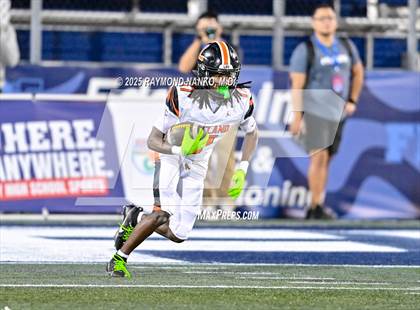 Thumbnail 2 in Lakeland vs St Thomas Aquinas (FHSAA 5A Final) photogallery.