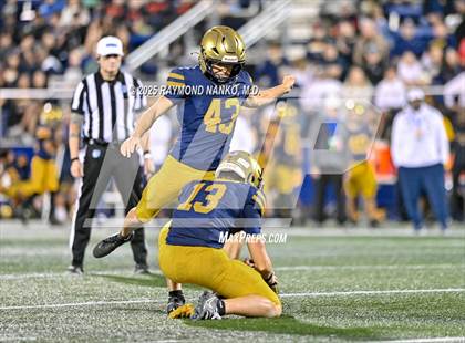 Thumbnail 1 in Lakeland vs St Thomas Aquinas (FHSAA 5A Final) photogallery.