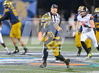 Thumbnail 1 in Lakeland vs St Thomas Aquinas (FHSAA 5A Final) photogallery.