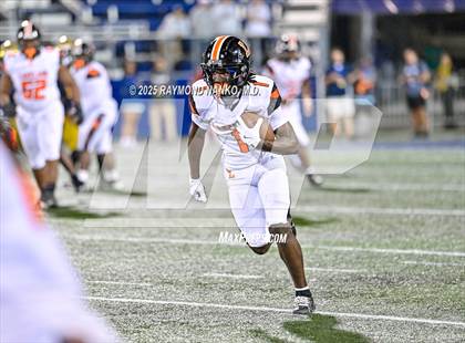 Thumbnail 2 in Lakeland vs St Thomas Aquinas (FHSAA 5A Final) photogallery.