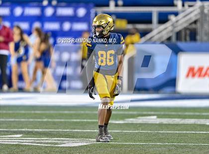 Thumbnail 2 in Lakeland vs St Thomas Aquinas (FHSAA 5A Final) photogallery.