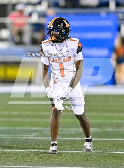 Thumbnail 3 in Lakeland vs St Thomas Aquinas (FHSAA 5A Final) photogallery.