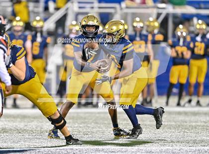 Thumbnail 1 in Lakeland vs St Thomas Aquinas (FHSAA 5A Final) photogallery.