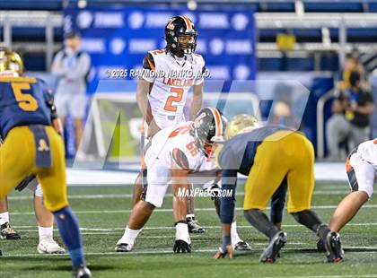 Thumbnail 3 in Lakeland vs St Thomas Aquinas (FHSAA 5A Final) photogallery.