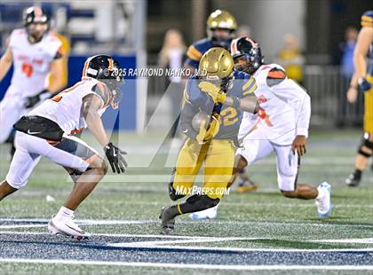 Thumbnail 2 in Lakeland vs St Thomas Aquinas (FHSAA 5A Final) photogallery.