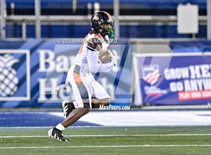 Thumbnail 2 in Lakeland vs St Thomas Aquinas (FHSAA 5A Final) photogallery.