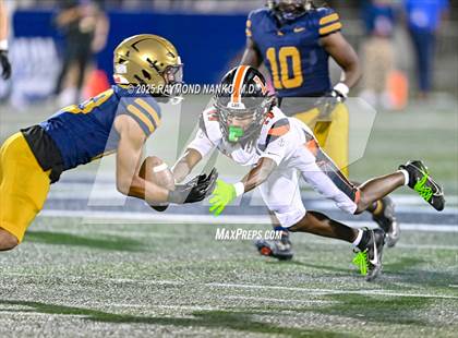 Thumbnail 3 in Lakeland vs St Thomas Aquinas (FHSAA 5A Final) photogallery.