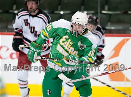 Thumbnail 3 in Duluth East vs Edina (Schwan Cup) photogallery.