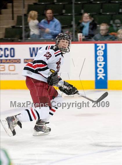 Thumbnail 2 in Duluth East vs Edina (Schwan Cup) photogallery.