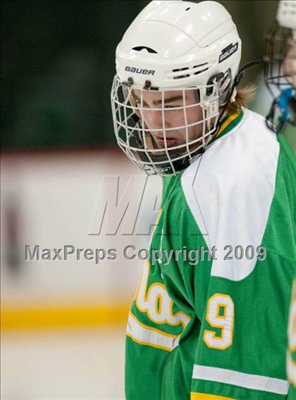 Thumbnail 1 in Duluth East vs Edina (Schwan Cup) photogallery.