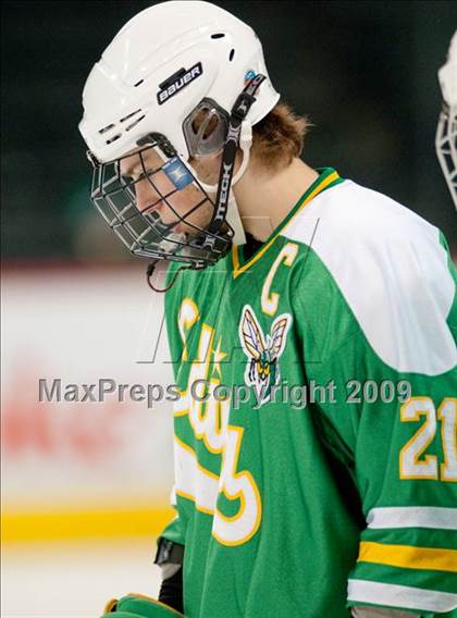 Thumbnail 2 in Duluth East vs Edina (Schwan Cup) photogallery.