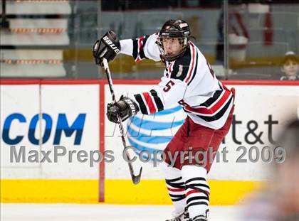 Thumbnail 3 in Duluth East vs Edina (Schwan Cup) photogallery.