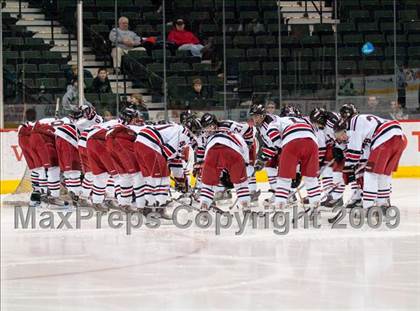Thumbnail 3 in Duluth East vs Edina (Schwan Cup) photogallery.