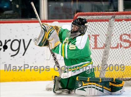 Thumbnail 1 in Duluth East vs Edina (Schwan Cup) photogallery.