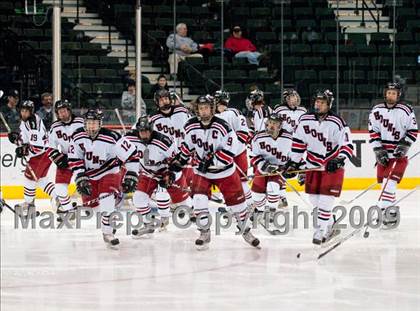 Thumbnail 1 in Duluth East vs Edina (Schwan Cup) photogallery.