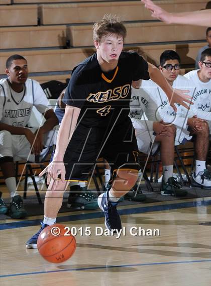 Thumbnail 1 in Mission Vista vs. Kelso (MaxPreps Holiday Classic) photogallery.