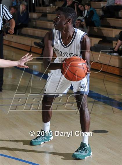 Thumbnail 2 in Mission Vista vs. Kelso (MaxPreps Holiday Classic) photogallery.