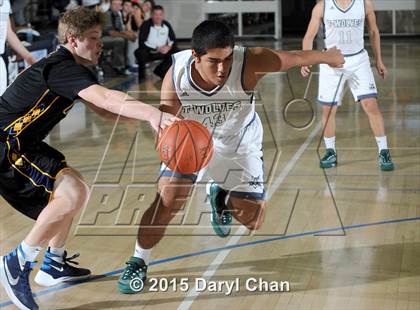 Thumbnail 3 in Mission Vista vs. Kelso (MaxPreps Holiday Classic) photogallery.