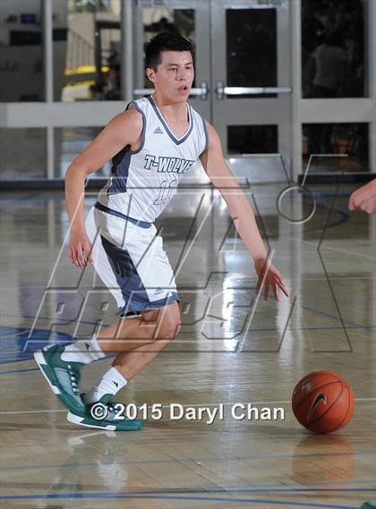 Thumbnail 2 in Mission Vista vs. Kelso (MaxPreps Holiday Classic) photogallery.