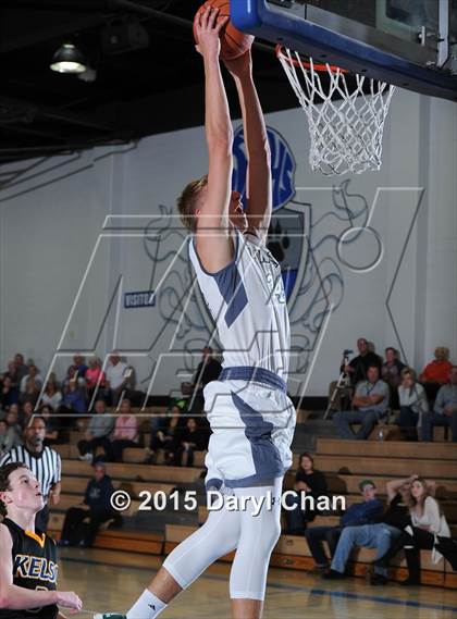 Thumbnail 3 in Mission Vista vs. Kelso (MaxPreps Holiday Classic) photogallery.