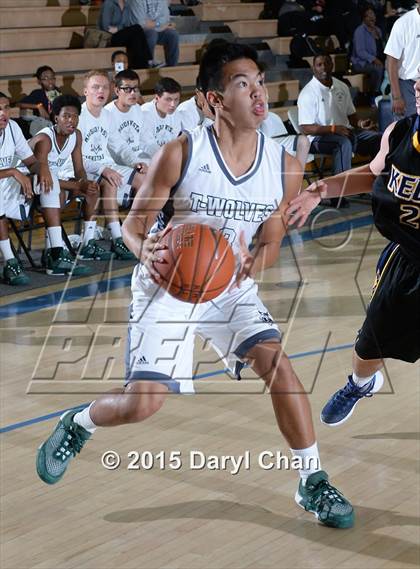 Thumbnail 3 in Mission Vista vs. Kelso (MaxPreps Holiday Classic) photogallery.