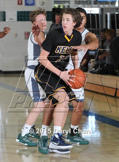 Thumbnail 2 in Mission Vista vs. Kelso (MaxPreps Holiday Classic) photogallery.