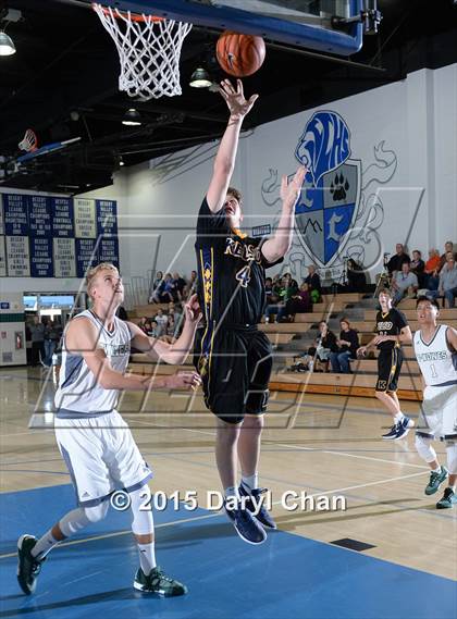 Thumbnail 3 in Mission Vista vs. Kelso (MaxPreps Holiday Classic) photogallery.