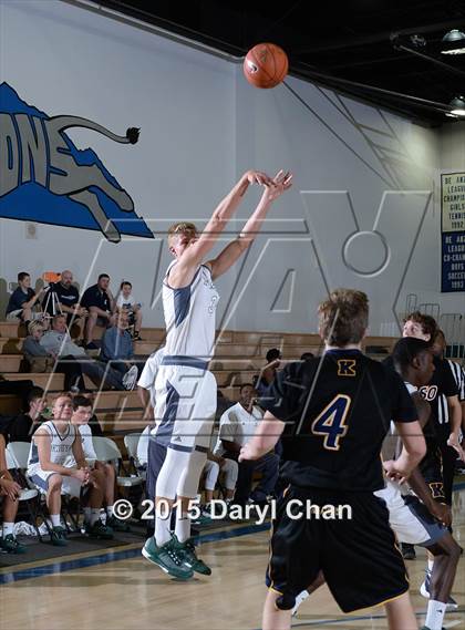 Thumbnail 1 in Mission Vista vs. Kelso (MaxPreps Holiday Classic) photogallery.