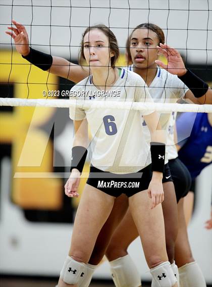 Thumbnail 3 in Byron Nelson vs Fossil Ridge photogallery.