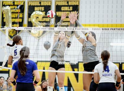 Thumbnail 3 in Byron Nelson vs Fossil Ridge photogallery.