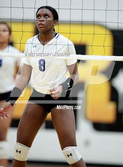 Thumbnail 3 in Byron Nelson vs Fossil Ridge photogallery.