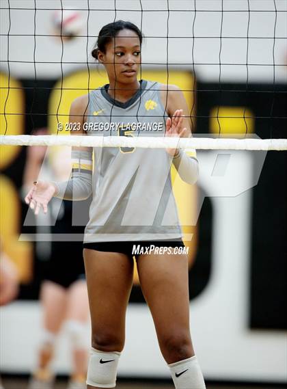 Thumbnail 1 in Byron Nelson vs Fossil Ridge photogallery.