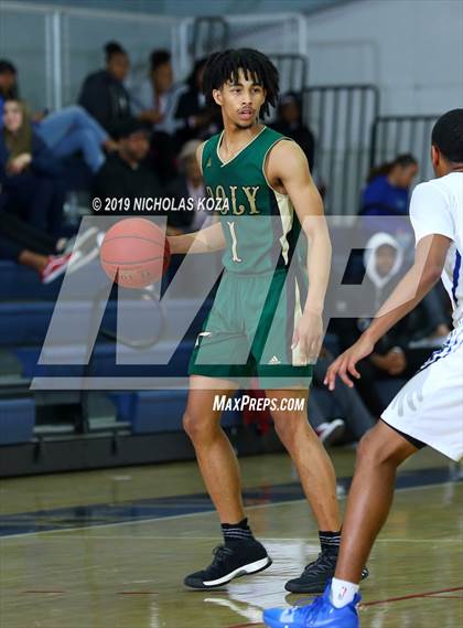 Thumbnail 3 in Long Beach Poly vs. Windward (St. John Bosco-Gahr Classic) photogallery.