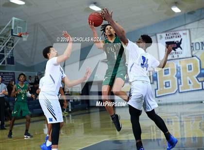 Thumbnail 2 in Long Beach Poly vs. Windward (St. John Bosco-Gahr Classic) photogallery.