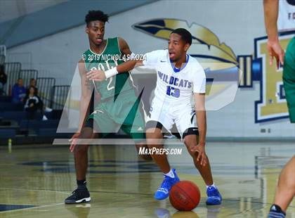Thumbnail 2 in Long Beach Poly vs. Windward (St. John Bosco-Gahr Classic) photogallery.