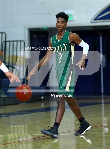 Thumbnail 3 in Long Beach Poly vs. Windward (St. John Bosco-Gahr Classic) photogallery.