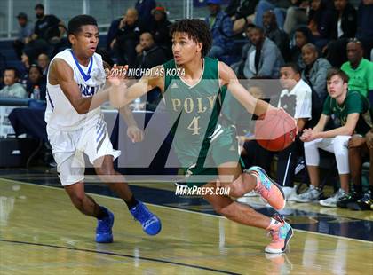 Thumbnail 1 in Long Beach Poly vs. Windward (St. John Bosco-Gahr Classic) photogallery.