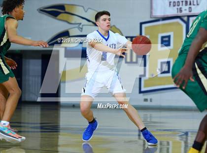 Thumbnail 3 in Long Beach Poly vs. Windward (St. John Bosco-Gahr Classic) photogallery.