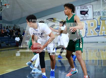 Thumbnail 2 in Long Beach Poly vs. Windward (St. John Bosco-Gahr Classic) photogallery.